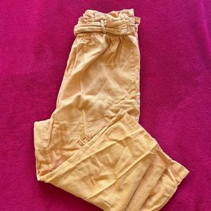 Cute high waist yellow midi pants